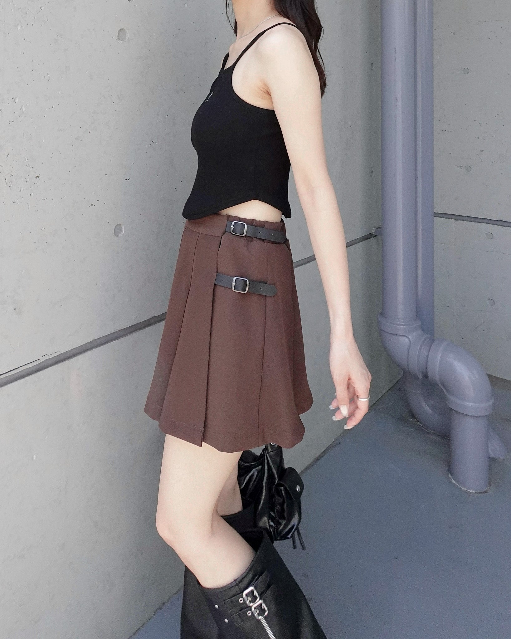 PRADA 迷彩プリーツラップスカート 44 レザーベルト archive PRADA 迷彩プリーツラップスカート 44 レザーベルト archive