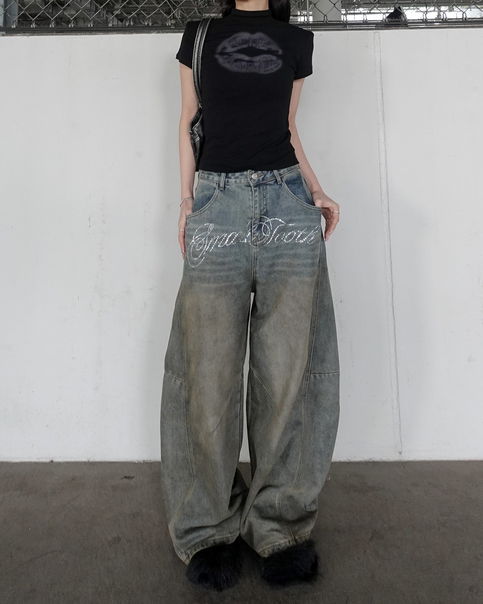 再入荷なし】ラインストーンデザインデニムパンツ – menot