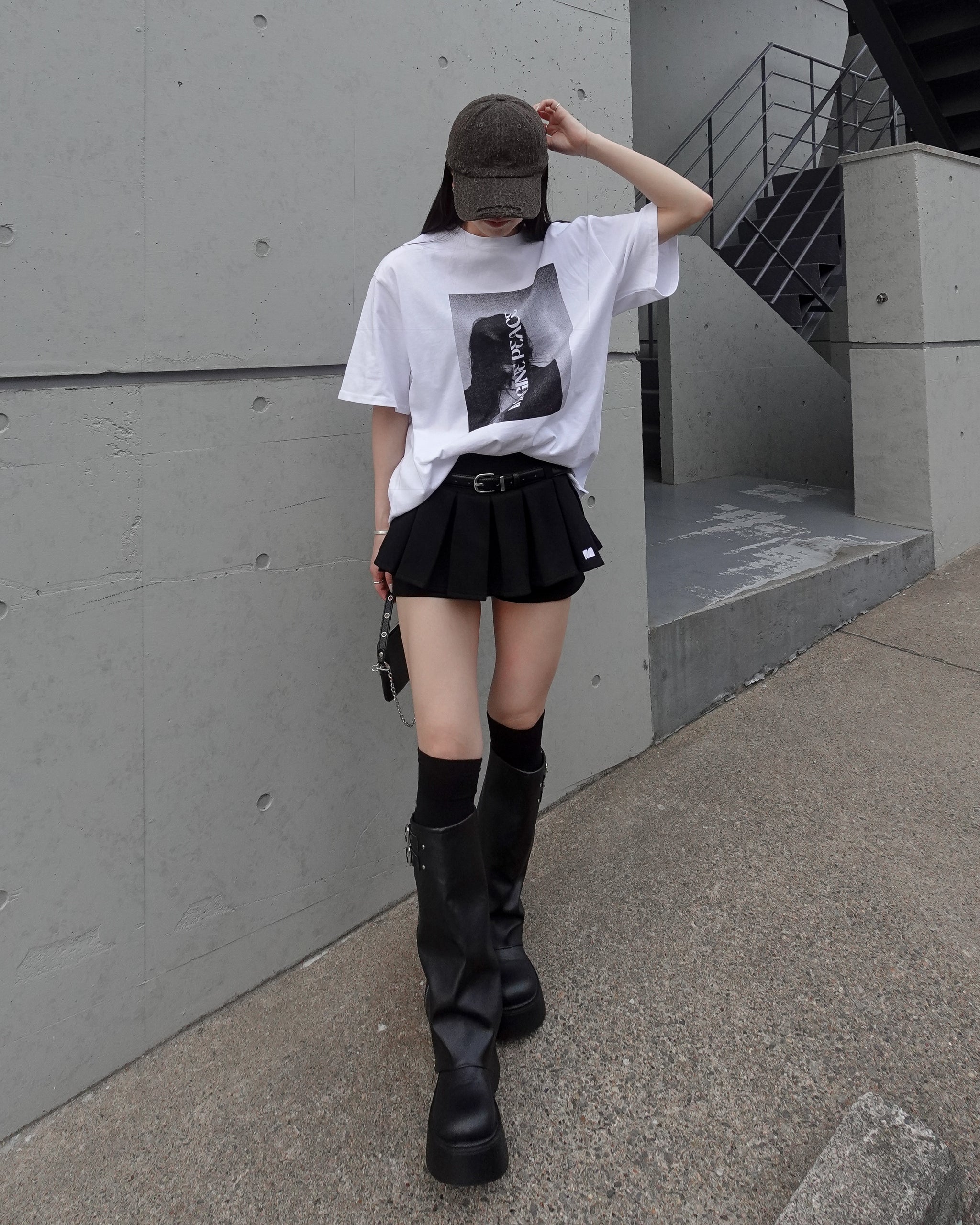 menot プリーツスカート ダークグレー　ショートパンツ プリーツデザインショートパンツ – menot