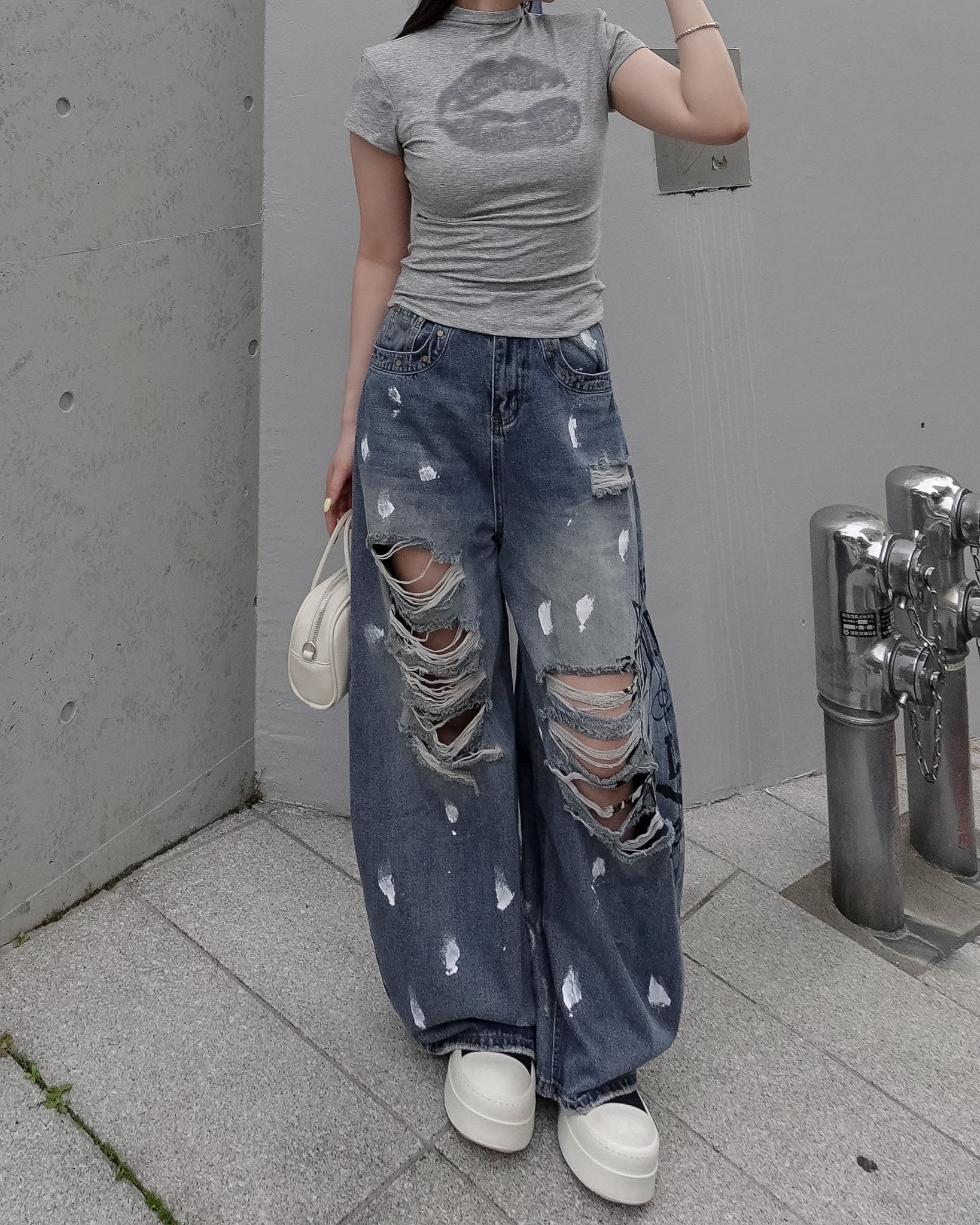 ダメージワイドデニムパンツ – menot ダメージワイドデニムパンツ – menot