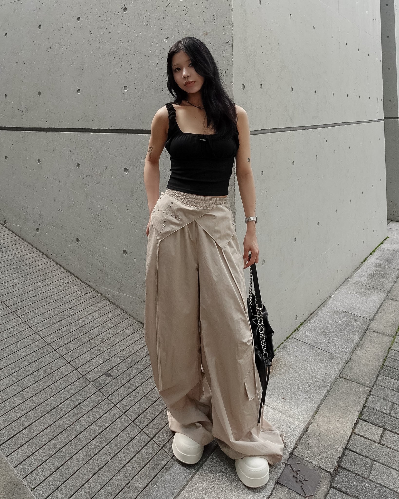 の～んびりページ レイヤードデザインナイロンワイドパンツ – menot