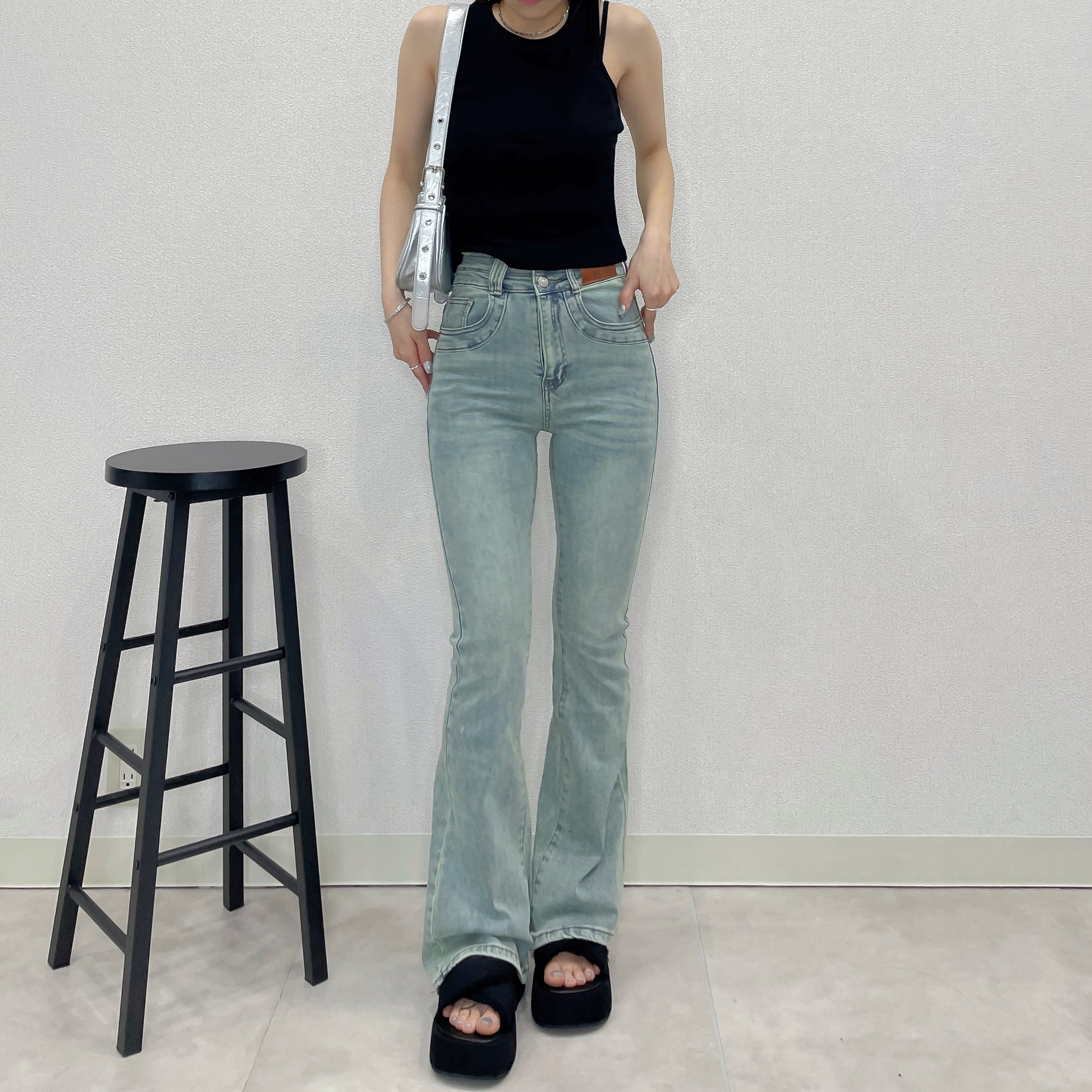 大量入荷 デニムフリンジクロスサンダル menot – 靴