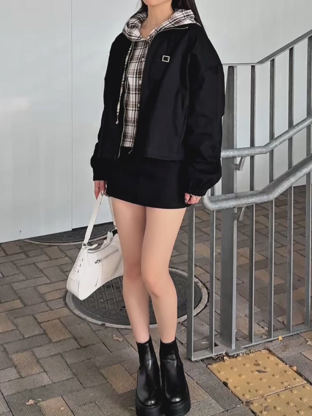 【新品、タグ付き含む】テーラーメイド ナイロンブルゾン スカートセットアップ 新品、タグ付き含む】テーラーメイド ナイロンブルゾン スカート